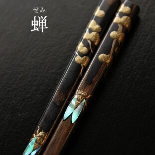 蝉蒔絵 ― 静寂の中に宿る、再生と飛躍の願い